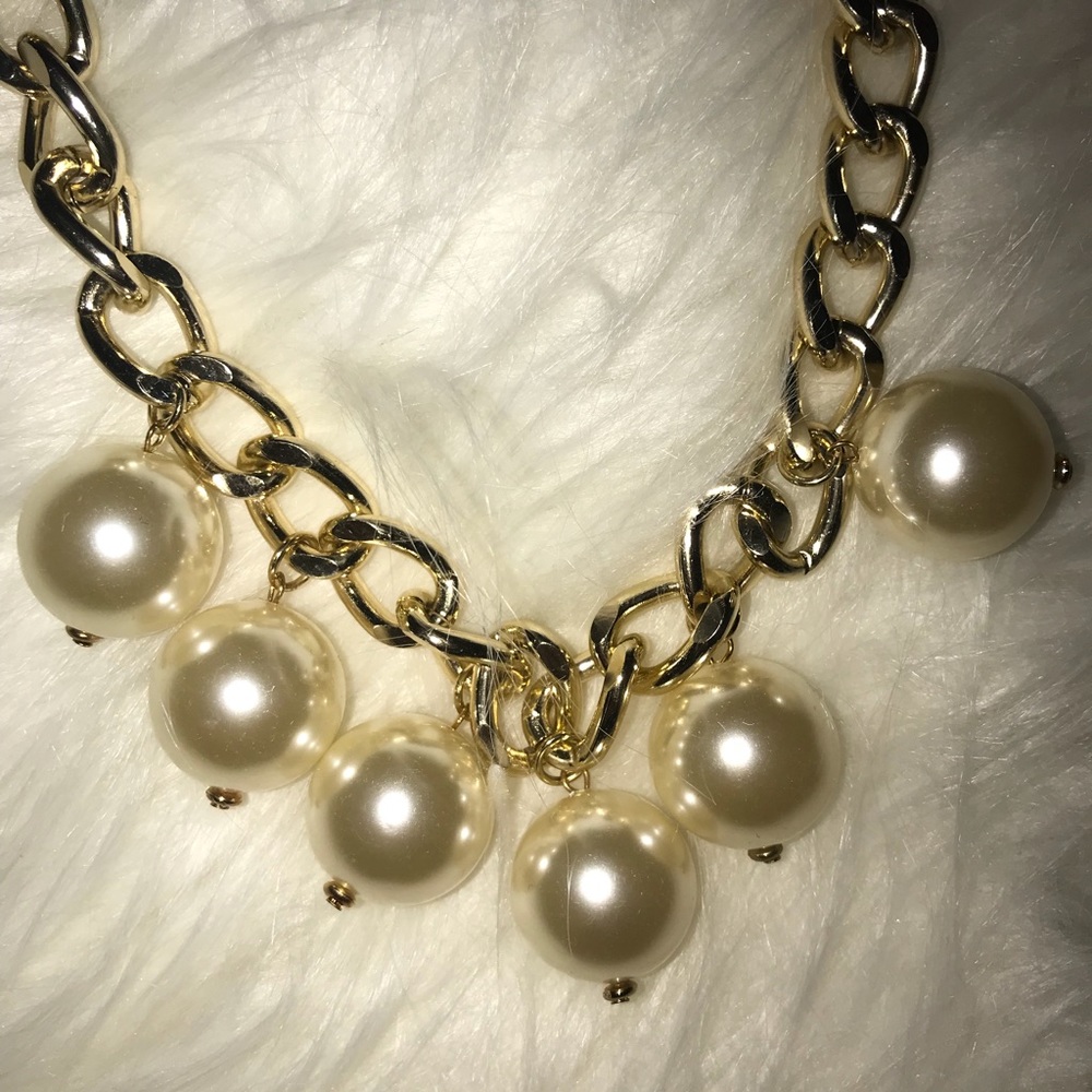 Necklace - Picture 2 of 3